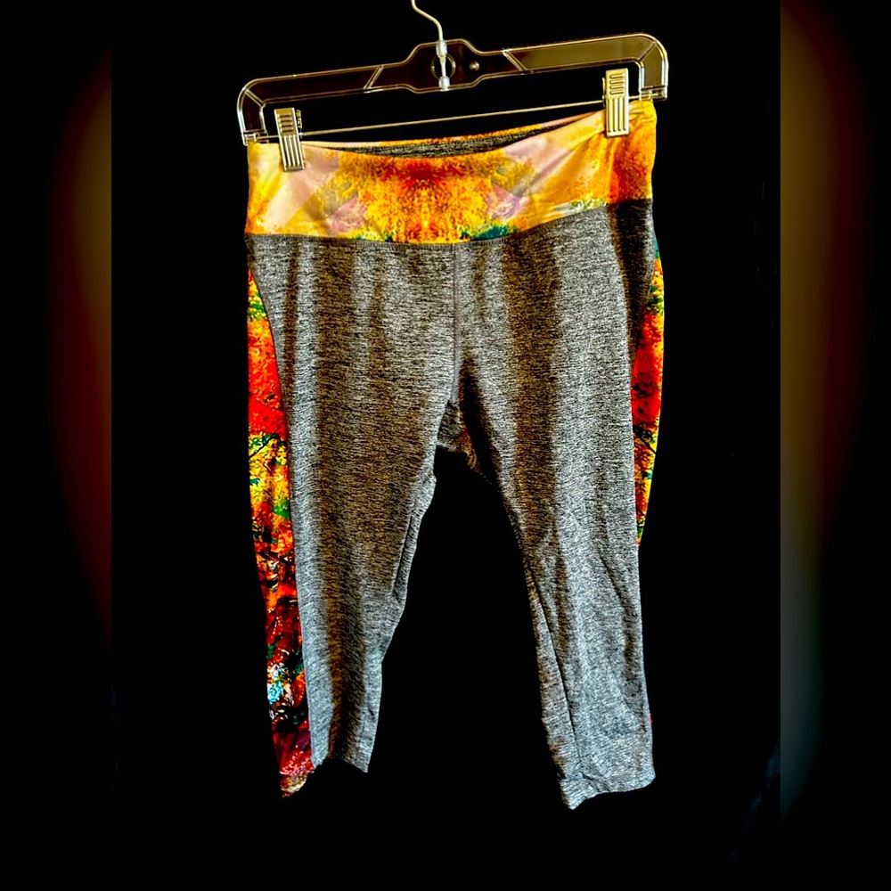 Lularoe size Medium Jade workout leggings.
